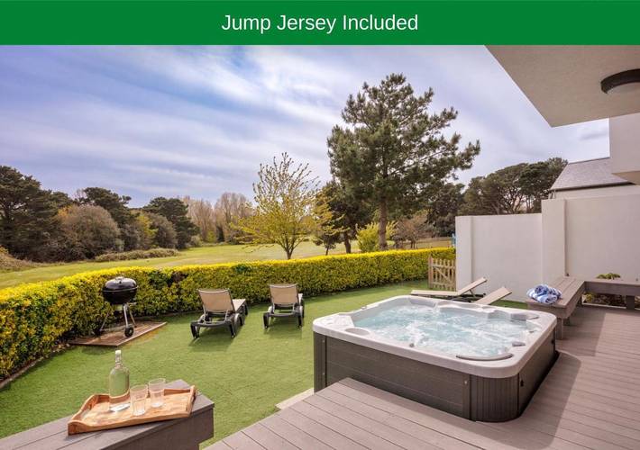 Location de vacances pour 12 personnes, avec Balcon et Jacuzzi ainsi que Terrasse et Piscine dans Jersey