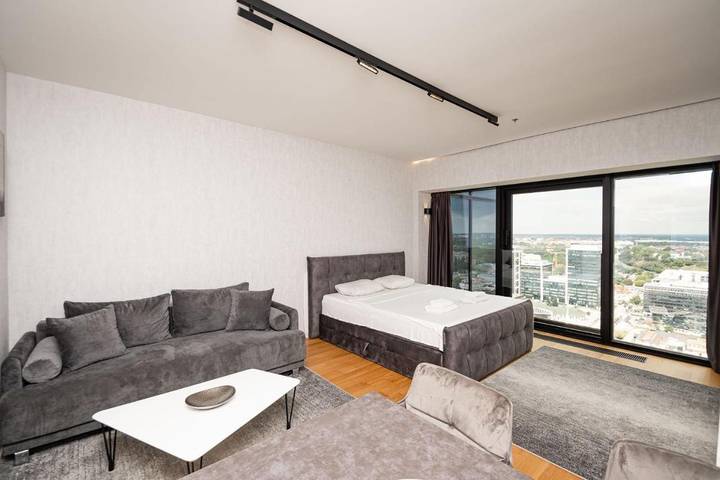 Apartamento para 4 personas, con jardín y vistas en Belgrado