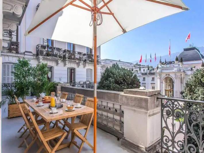 Location de vacances pour 6 personnes, avec terrasse à Aix-les-Bains