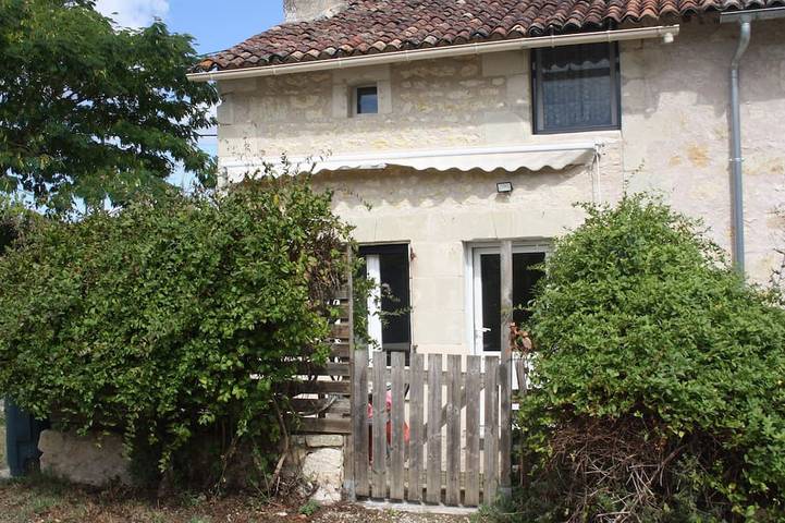 Gîte pour 6 personnes, avec Terrasse et Jardin à Vendeuvre-du-Poitou