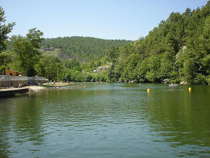 Location de vacances pour 4 personnes, avec terrasse et jardin à Bessèges - 2
