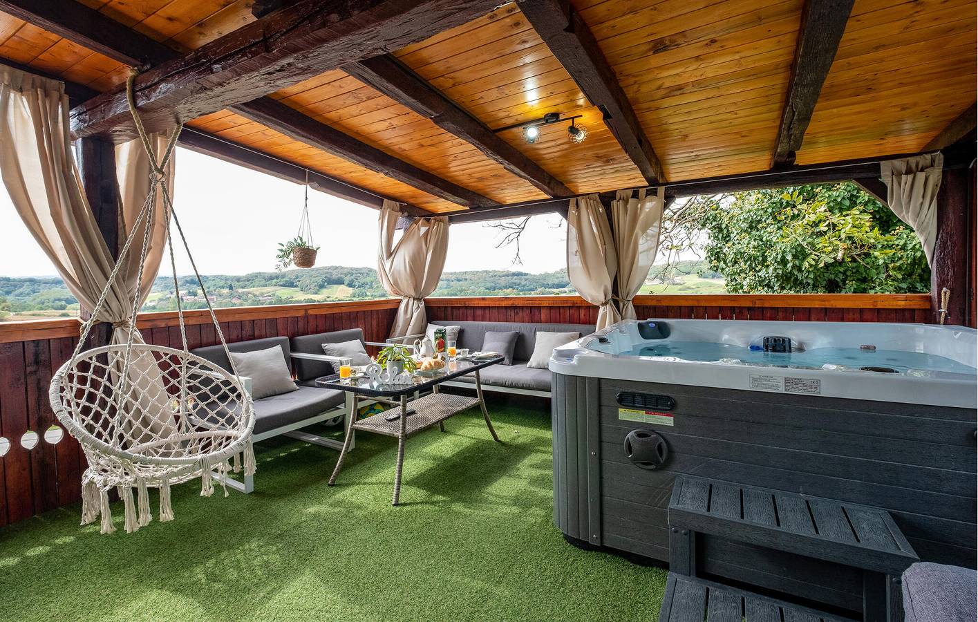 Charmant appartement met zwembad, barbecue en op 2 km van de rivier de Krapina in Hraščina, Krapina-Zagorje