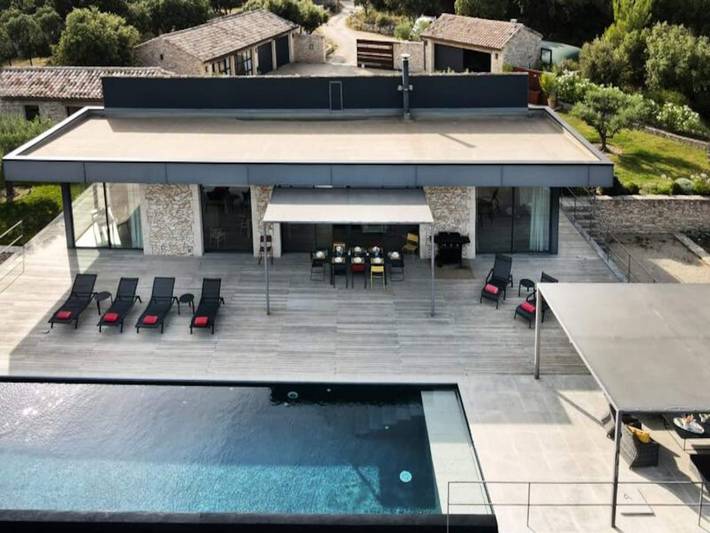 Gîte pour 6 personnes, avec piscine et jardin, adapté aux familles à Bonnieux - 3