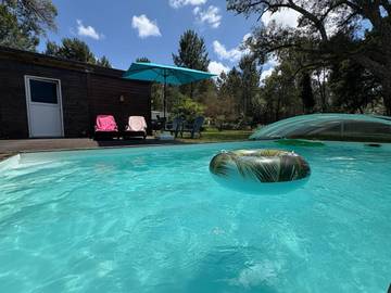 Tente pour 3 personnes, avec piscine ainsi que vue et jardin dans les Landes
