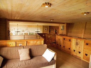 Villa for 15 Guests in Mercury, Bauges, Picture 2