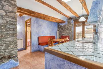 Casa Rural para 4 Personas en Graus, Pirineo Aragonés, Foto 3