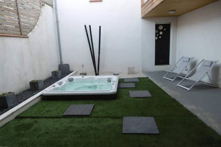 Maison de vacances pour 5 personnes, avec jacuzzi ainsi que jardin et terrasse, animaux acceptés