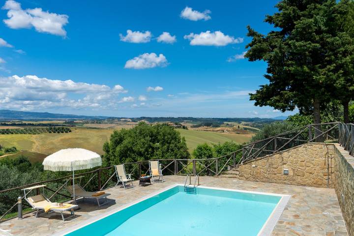 Ferienhaus für 4 Personen, mit Garten und Ausblick