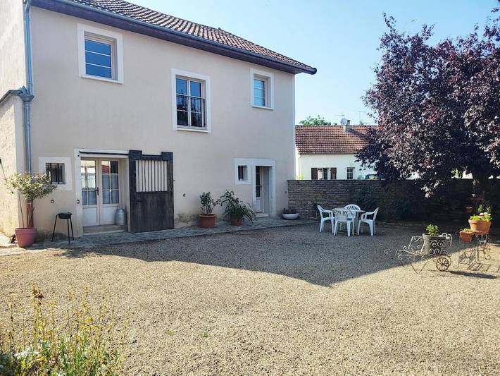 Location de vacances pour 4 personnes, avec Terrasse à Chailly-sur-Armançon