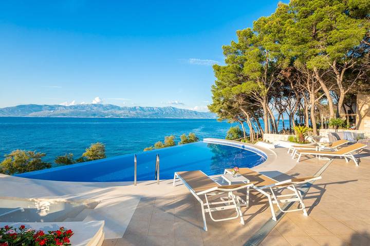 Villa pour 8 personnes, avec terrasse et jardin à Sutivan - 2