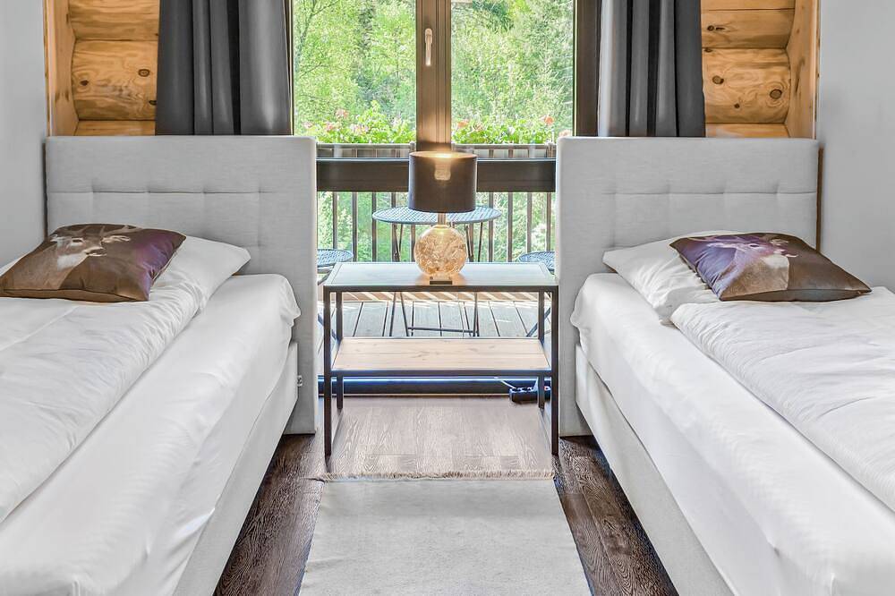 Vacation log cabin Schwarzwald 1 - Luxury chalet with sauna & whirlpool on the Feldberg in Feldberg (Schwarzwald), Feldberg