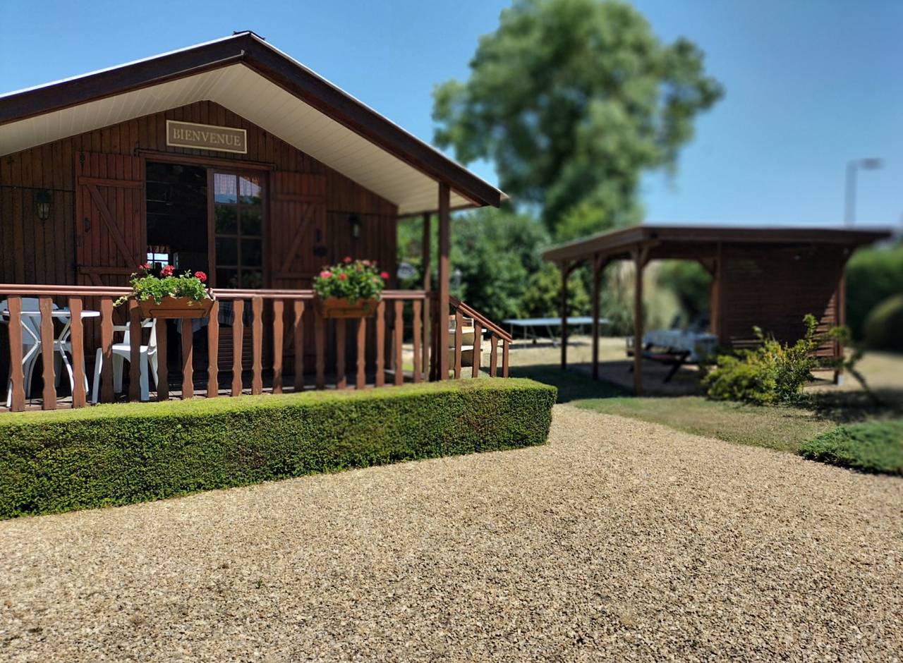 Chalet (maison) indépendant, près du Zoo de la Flèche in Broc, Vallée de la Loire