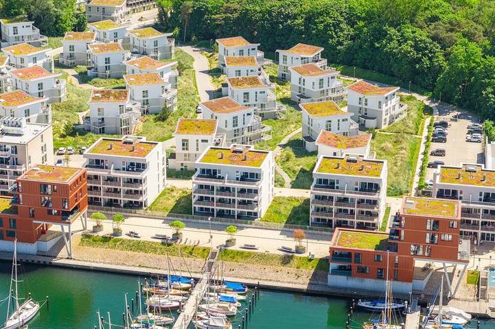 Ferienwohnung für 6 Personen, mit Balkon und Whirlpool sowie Sauna in Priwall