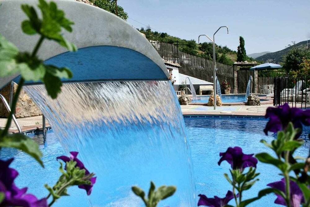 Entire apartment, Aloj. Rural Umbria for 2 people with Spa and Jacuzzi in Mecina Bombarón, Alpujarra de la Sierra