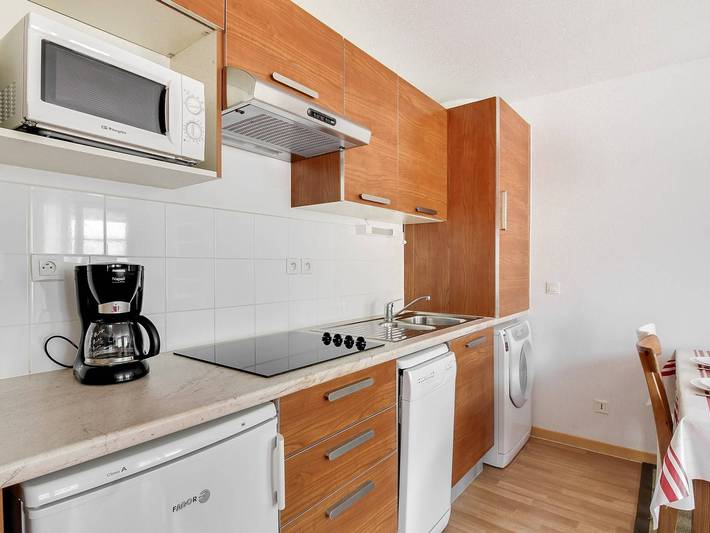 Ganze Wohnung, Charmantes Ferienwohnung T2 für 6 Personen im Zentrum, Parkplatz, modern ausgestattet in Luz-Saint-Sauveur, Nationalpark Pyrenäen