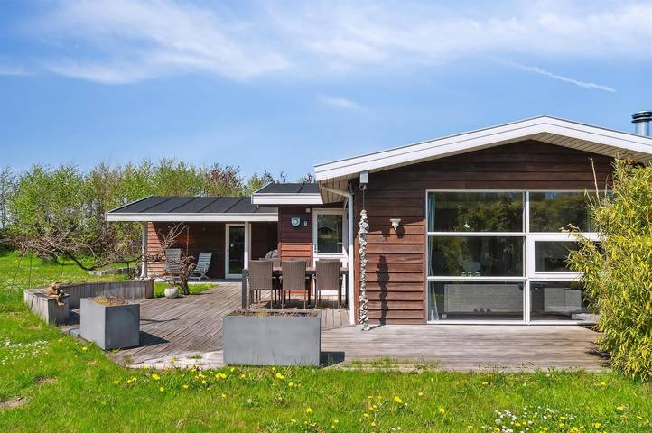 Ferienhaus für 6 Personen, mit Terrasse und Garten in Tårup - 2