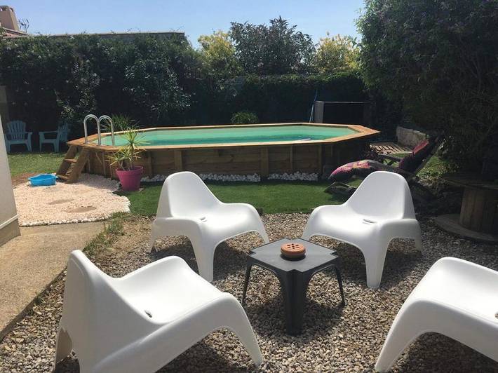 Villa pour 4 personnes, avec jardin et piscine