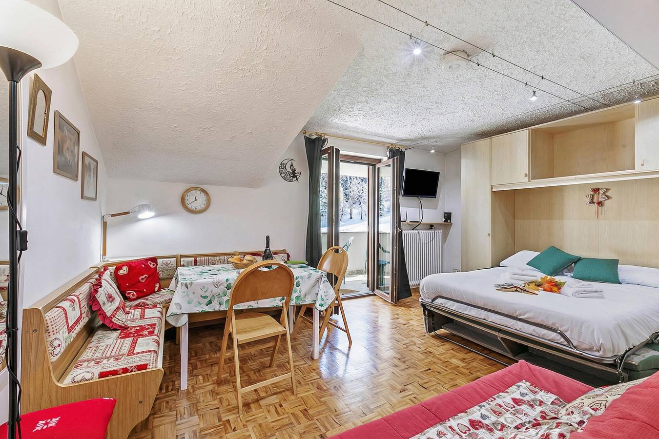 Ganze Wohnung, Appartamento La Selva Incantata in Sauze d'Oulx, Via Lattea