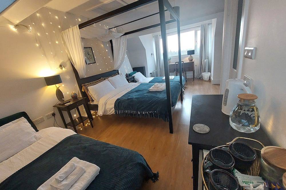Pilgrims of the Goddess - Room 7 in Glastonbury, Somerset