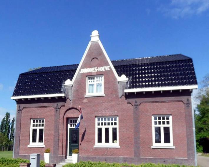 Bed and Breakfast für 5 Personen, mit Sauna und Pool sowie Ausblick und Garten - 1