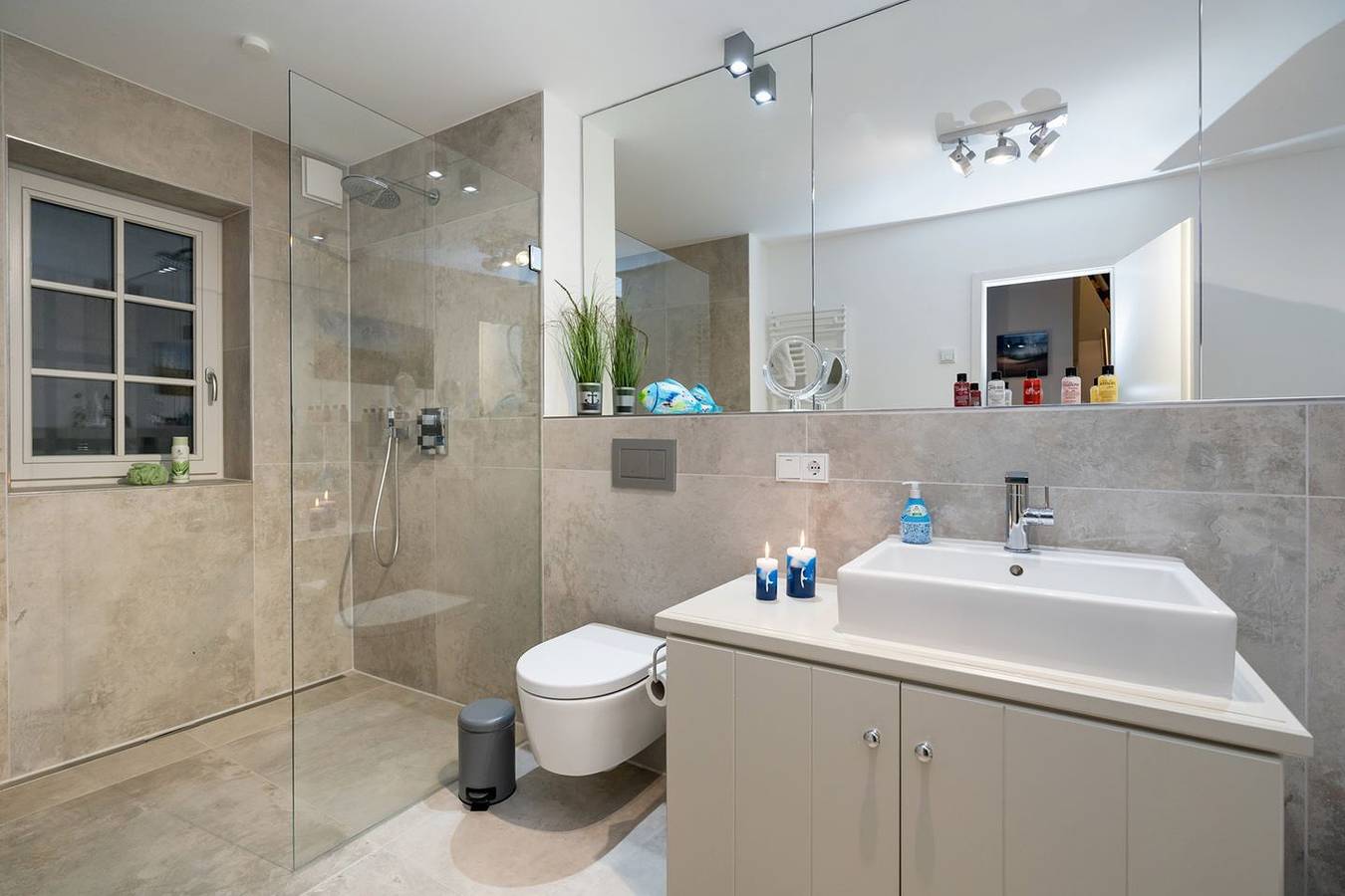 Ganze Wohnung, Helle moderne Ferienwohnung im Süden Westerlands in Westerland, Sylt (Gemeinde)