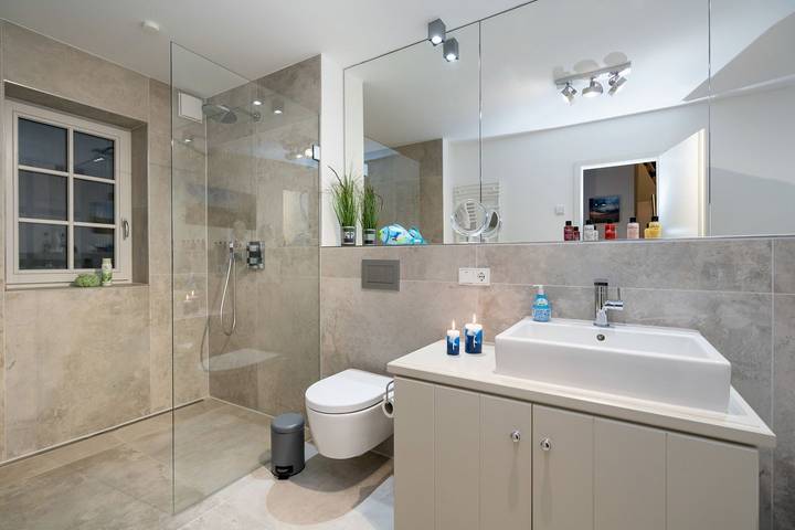 Ganze Wohnung, Helle moderne Ferienwohnung im Süden Westerlands in Westerland, Sylt (Gemeinde)