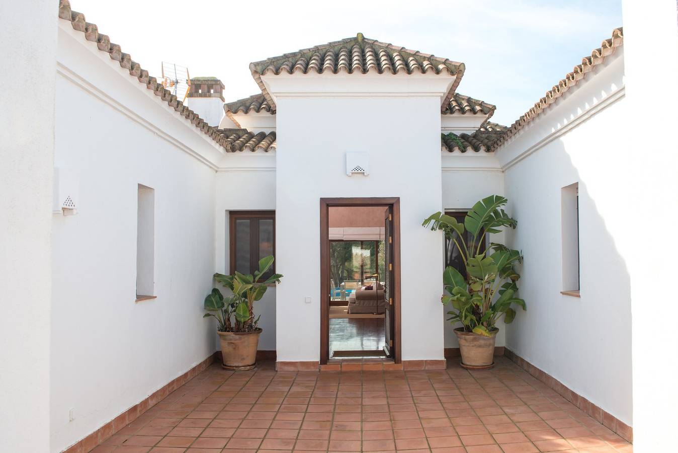 "Villa Lavanda" con piscina, Wi-Fi, terrazas y jardín in Benalup-Casas Viejas, Costa de la Luz