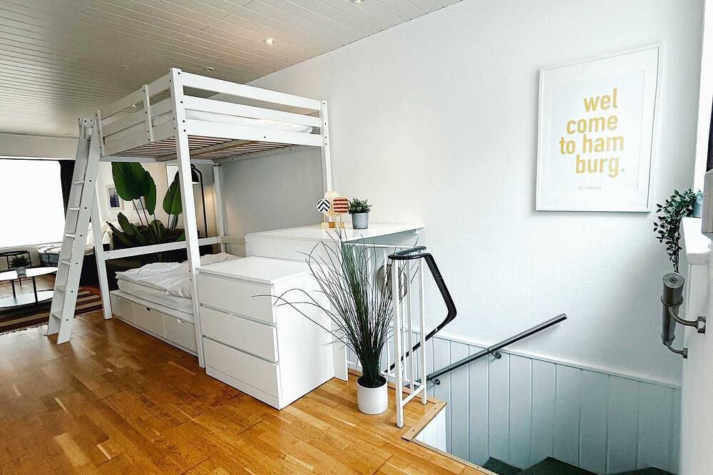 Ganze Wohnung, Beautiful Studio Apartment in urban location in Wandsbek Hamburg, Hamburg