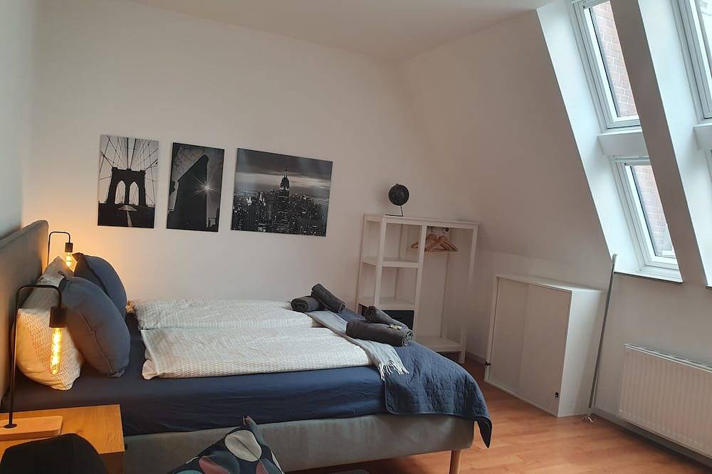 Ganze Wohnung, Lichtdurchflutetes Apartment im Herzen der City in Bielefeld, Nordrhein-Westfalen