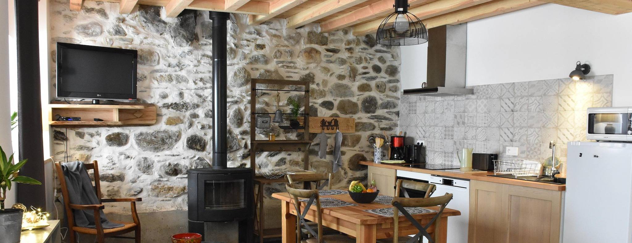 Casa de huéspedes para 4 personas con jardín in Siguer, Parque Natural Regional de los Pirineos de Ariège