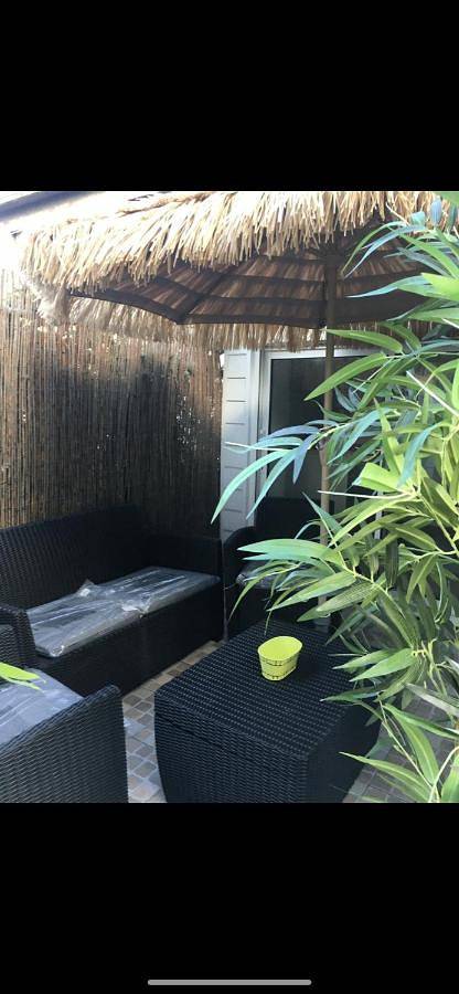Gîte pour 2 personnes, avec jardin ainsi que vue et terrasse à Le Portel