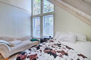 Vacation House for 8 Guests in Gilford, Lake Winnipesaukee, Picture 4