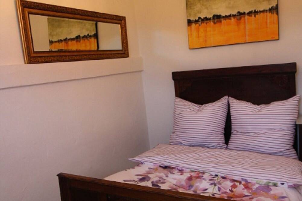 Neu.: \" Die kleine Burg\", Burgbar, Infrarotkabine, schnelles Wlan, in Hellenthal, Rureifel (Nordrhein-westfalen)