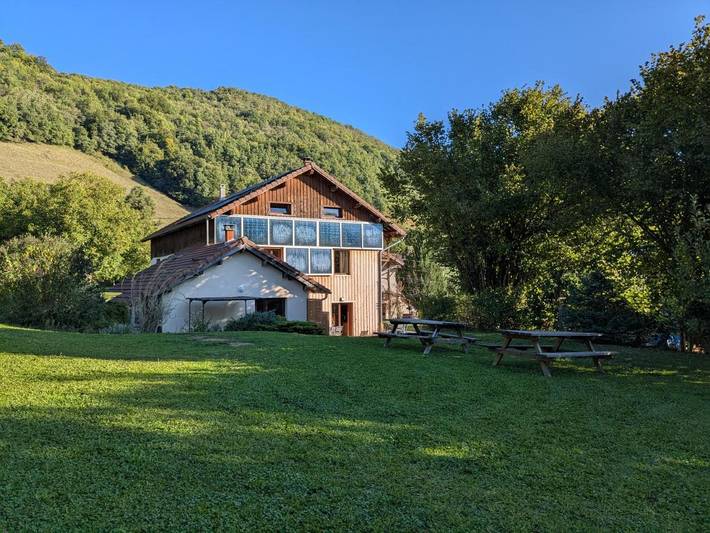 Location de vacances pour 6 personnes, avec vue et jardin à Tullins - 4
