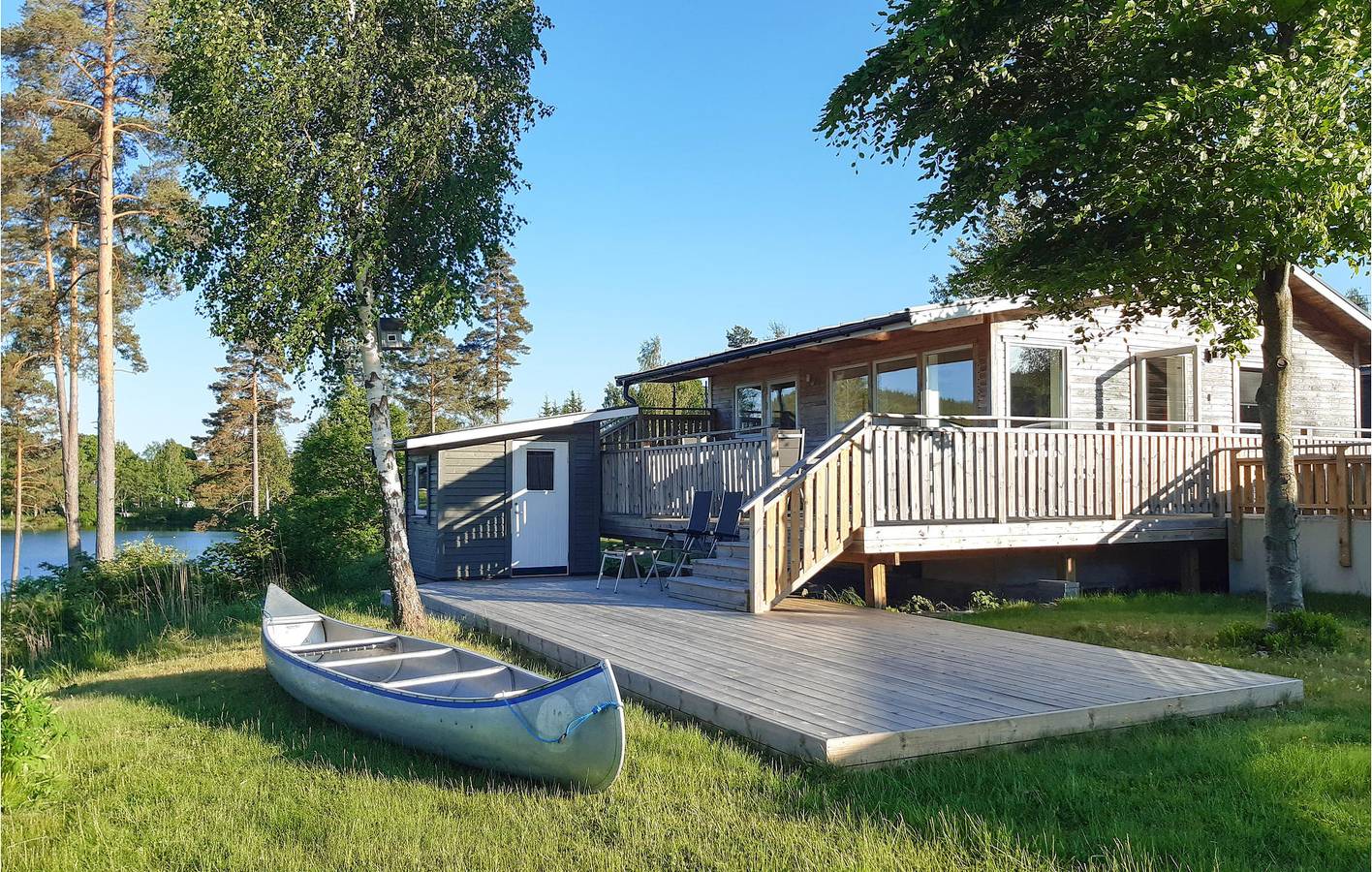Hus för 4 Personer med trädgård in Dalsland