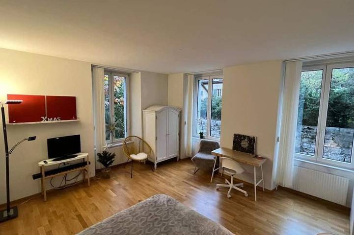 Gîte pour 2 personnes, avec jardin à Bienne - 3