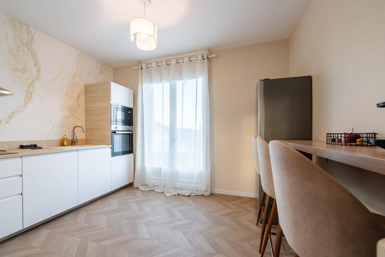 Chez papa - 3 lits - Confortable & spacieux in La Ferté-Gaucher, Seine-et-Marne