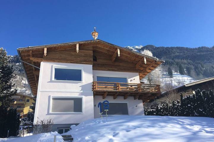 Ferienwohnung für 5 Personen, mit Balkon und Garten sowie Whirlpool, mit Haustier in Bad Hofgastein