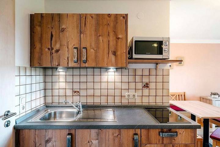 Ferienwohnung für 2 Personen, mit Garten und Balkon in Seeg - 4