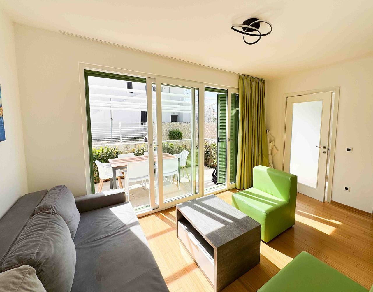 Entire apartment, Holiday apartment for 6 people in Zadar (Municipality), Zadar