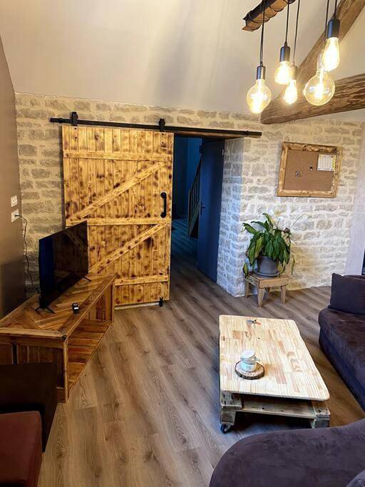 Appartement entier, Appartement cosy in Lézinnes, Arrondissement d'Avallon