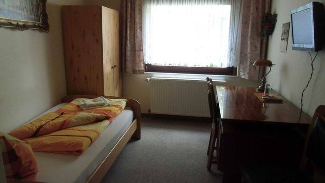 Einzelzimmer für 1 Person (17 m²) in Magdeburg in Magdeburg, Elbe-Börde-Heide