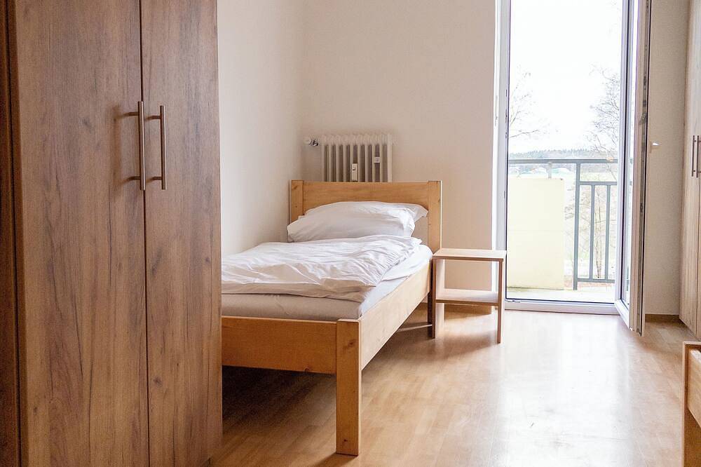 Ganze Wohnung, Wohnen bei Franzi: Hochwertige Wohnung mit Fernblick für 4-6 Personen in Altötting, Landkreis Altötting