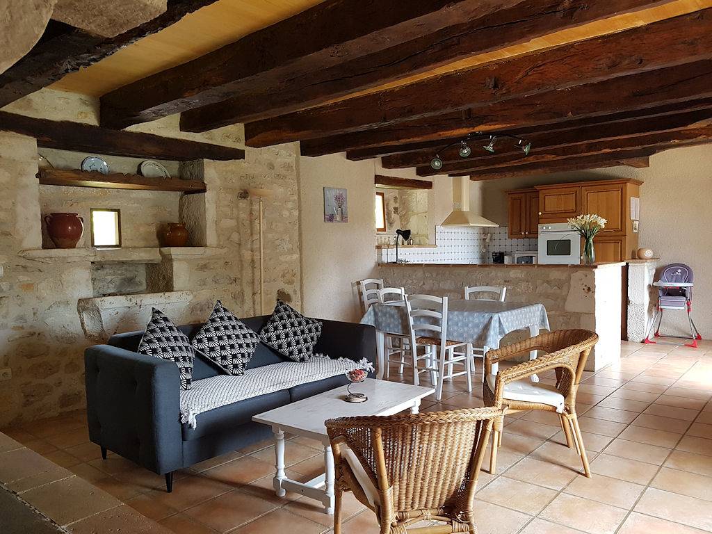 Maison Quercynoise "Lou Cantou" près de Saint-Cirq-Lapopie in Berganty, Massif central