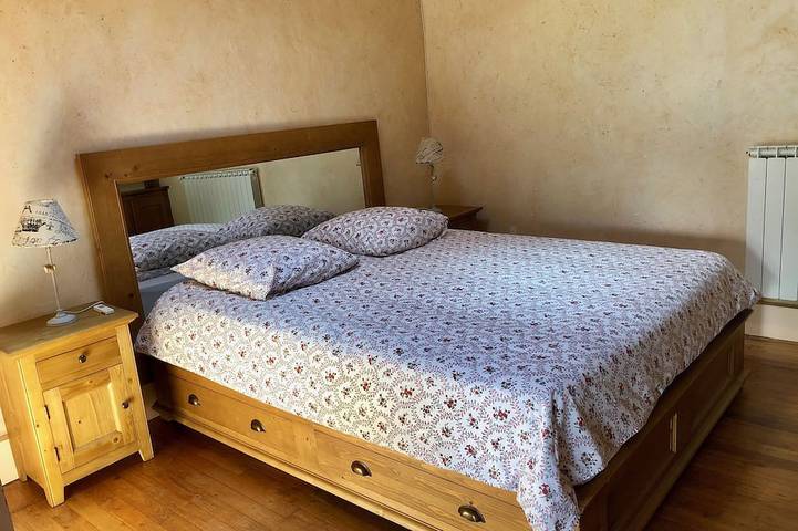 Location de vacances pour 6 personnes, avec jardin à Ferrières-les-Verreries - 2