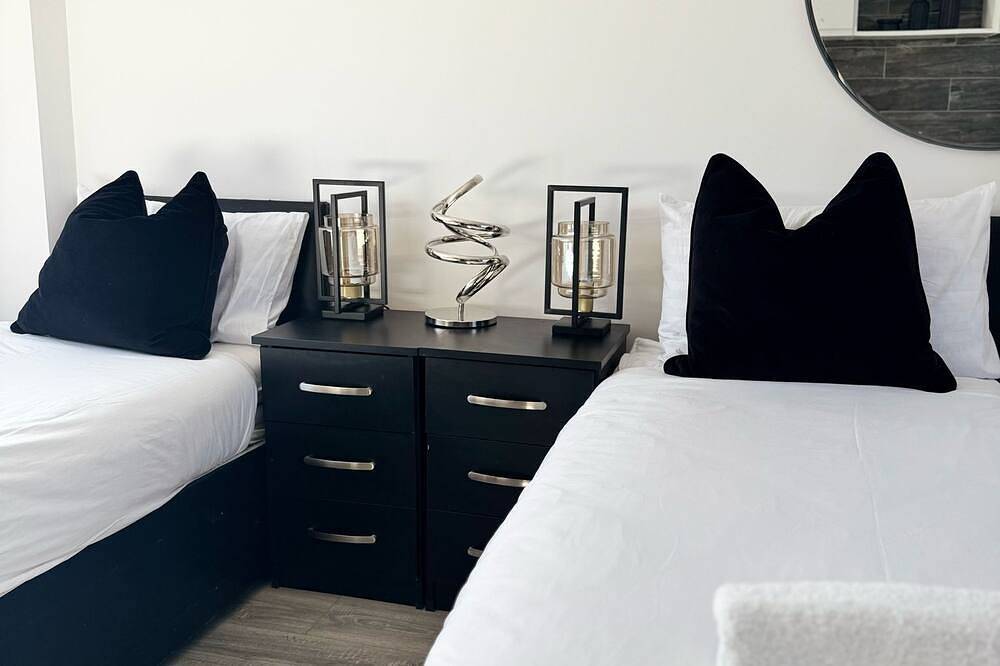 Ensuite Deluxe Room with Shower in London, South East England