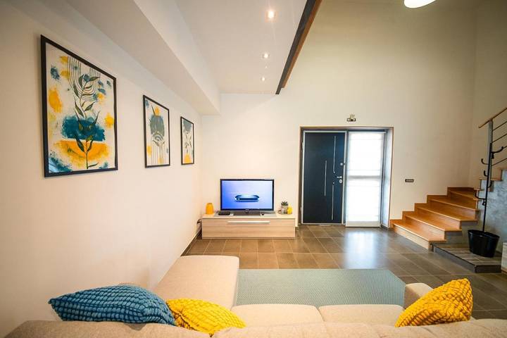 Location de vacances pour 6 personnes, avec vue et jardin à Introdacqua - 4