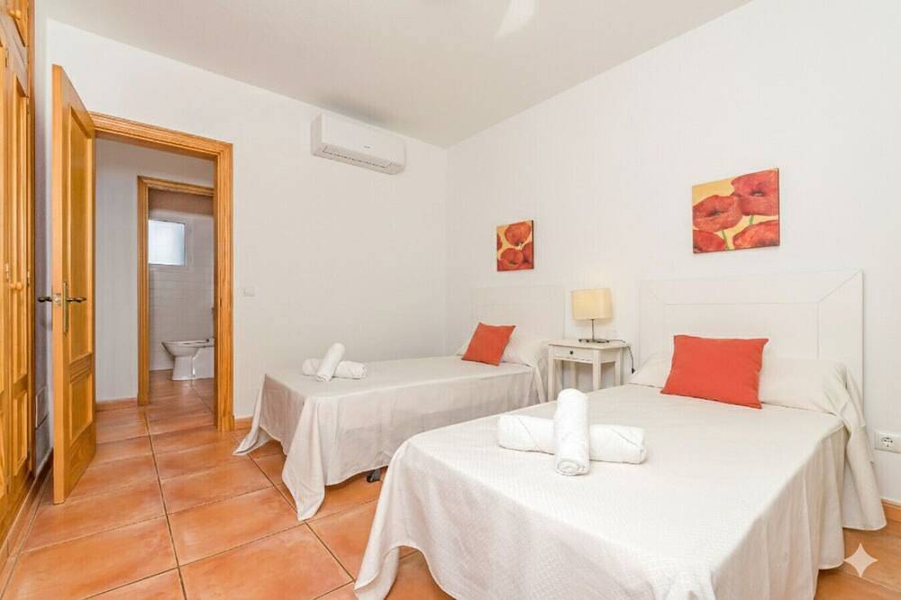 Villa Casa Nova, Piscina, Wifi, Ac gratis in Binissafuller, Sant Lluís