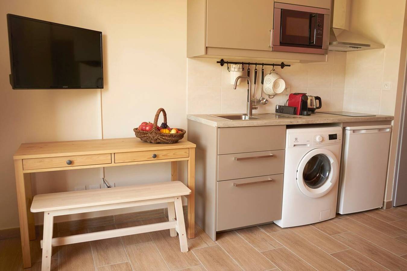 Entire apartment, Wonderful Holiday Home Revigora 4 in Vienne (Isère), Vienne region