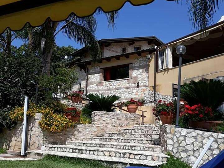Quadruple Room with Balcony in Gerace, Côte Ionienne Calabre